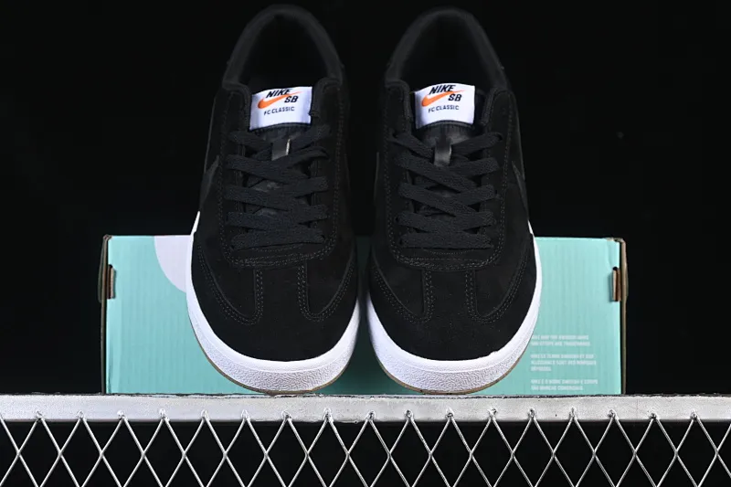 All categories Nk SB Dunk series Nike SB Fc Classic campus sneakers Nike SB Fc Classic Nike autumn and winter campus casual sneakers 909096-001